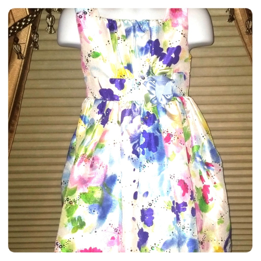 Young and little girls 4T dress